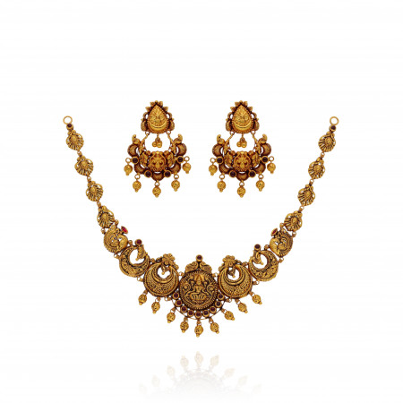 Aurelia’s Whisper, A Golden Embrace Gold Necklace Set