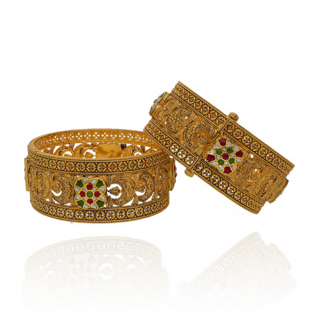 Gleaming Glory Gold Bangles for Every Occasion