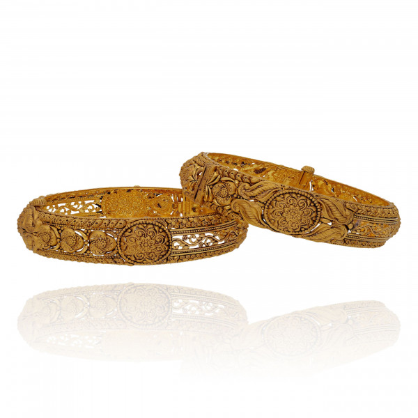 Golden Perfection Gold Bangles that Define Sophistication