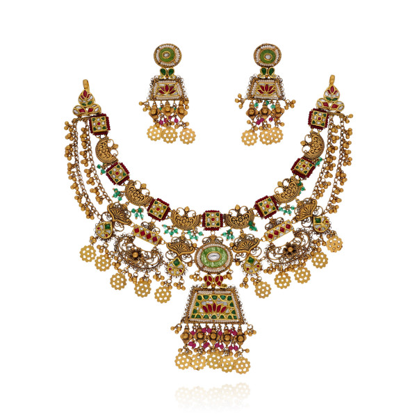 Timeless Radiance Gold Antique Necklace