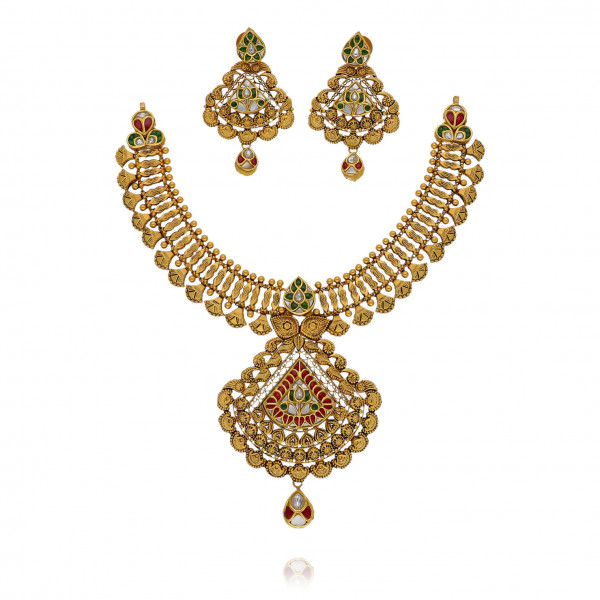 Elegant Gold Necklace Set