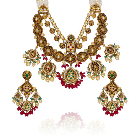 Heavenly Radiance Luxurious Gold Temple Necklace Set