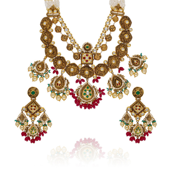 Heavenly Radiance Luxurious Gold Temple Necklace Set