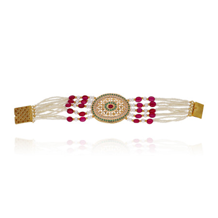 Gold Jadau Bracelet Style Meets Shine