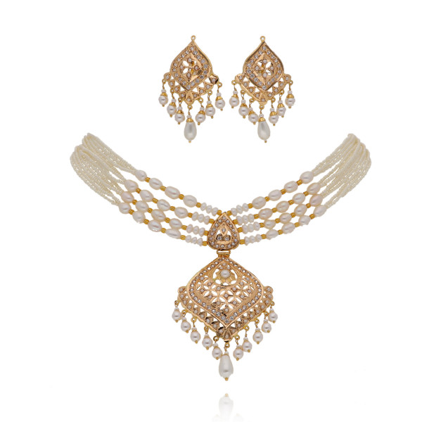 Dreams Intricate Jadau Necklace for the Bride's Royal Look