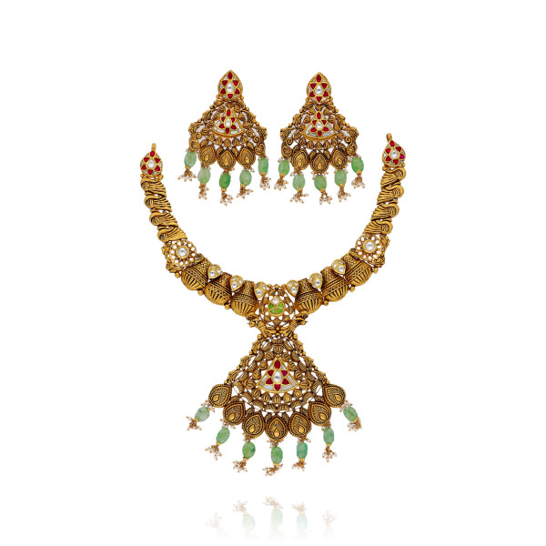 Royal Aura Antique Gold Necklace Set