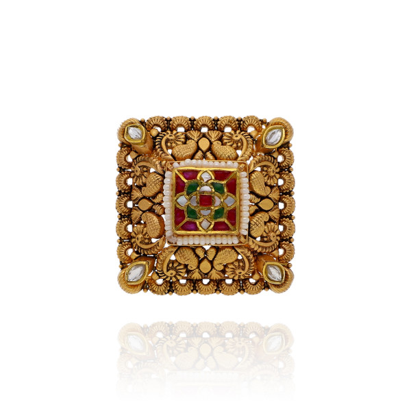 Unforgettable Style Antique Gold Cocktail Ring