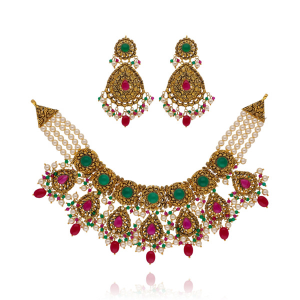 Indulge in Luxury Gold Choker for Unmatched Elegance