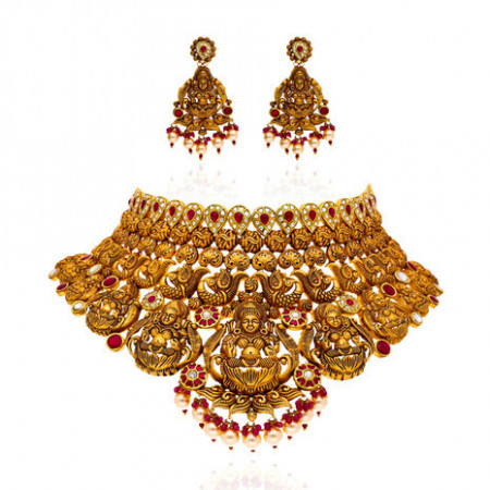 Sanskriti Gold Temple Choker