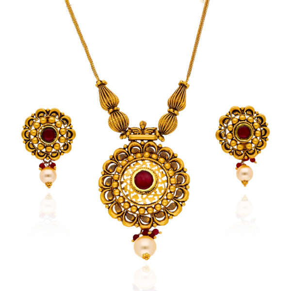 Royal Radiance Gold Chain Set