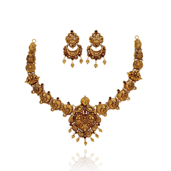 Celestial Lustre Gold Necklace Set