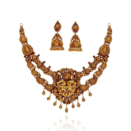 Eternal Lustre Gold Necklace Set