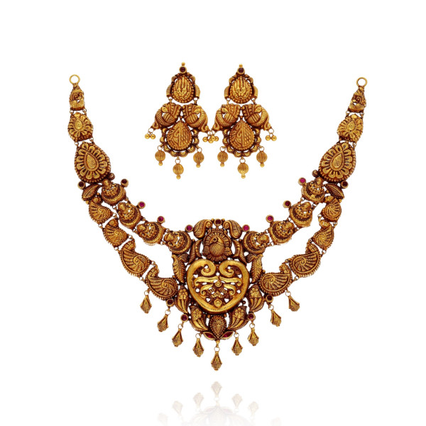 Sundara Glow Gold Necklace Set