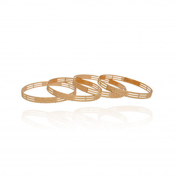 Shining Gold Bangles That Celebrate Your Beauty