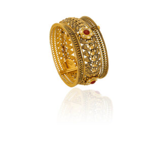 Ariyana Gold Bangle